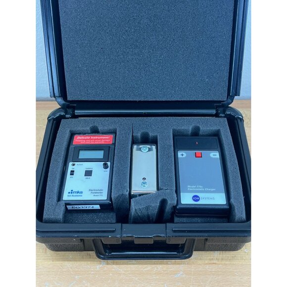 Ion Systems Electrostatic Fieldmeter Model 775 w/ 775C Charger - Picture 2 of 15